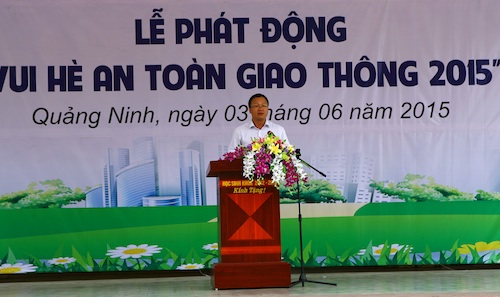 Phó Chủ tịch chuyên trách Ủy ban ATGT Quốc gia Khuất Việt Hùng phát động chương trình