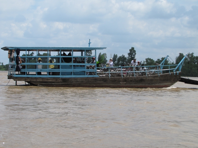 văn hóa giao thông với bình yên sông nước