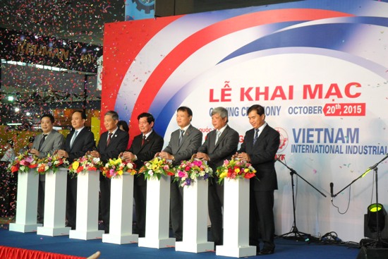 Lễ khai mạc VIIF 2015