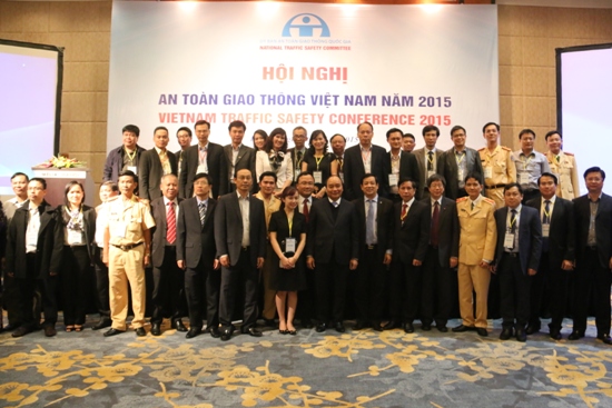 Phó Thủ tướng Nguyễn Xuân Phúc phát biểu bế mạc Hội nghị ATGT năm 2015