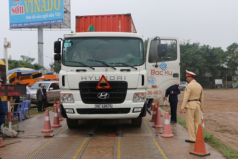 Tổng cục Trưởng Nguyễn Văn Huyện bất ngờ kiểm tra công tác KSTTX tại Hà Nội, Hòa Bình