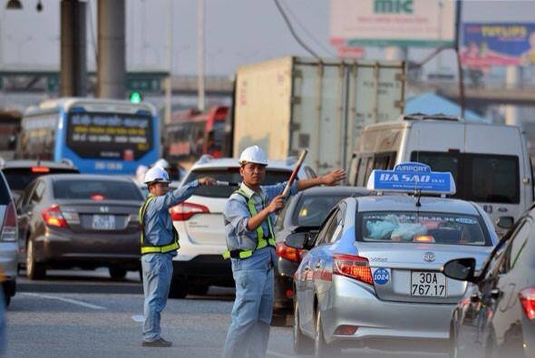 Đảm bảo ATGT tại Trạm thu phí Đại Xuyên (Cầu Giẽ - Ninh Bình). Ảnh VEC O&M