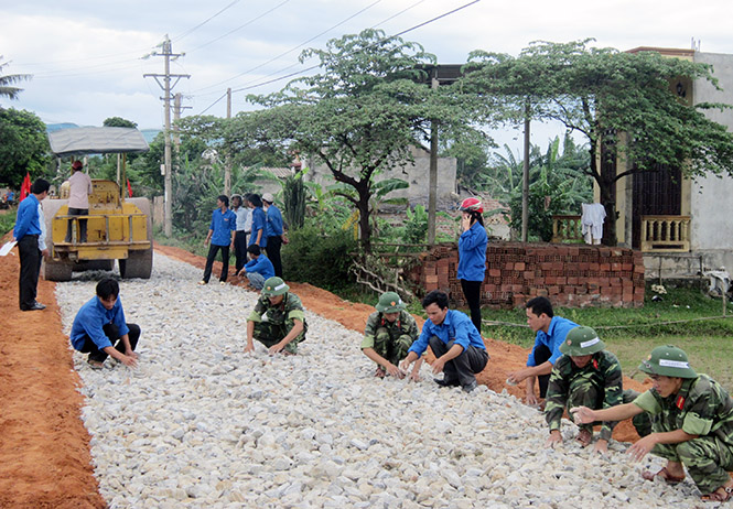 phong trào làm đường giao thông nông thôn