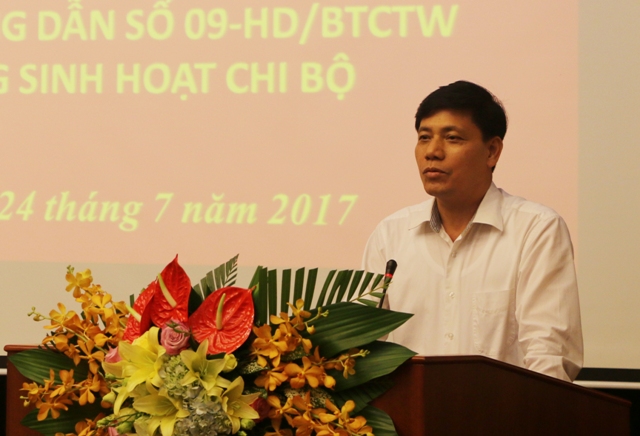 Phó Bí thư Ban cán sự, Bí thư Đảng ủy, Thứ trưởng Bộ GTVT Nguyễn Ngọc Đông phát biểu chỉ đạo Hội nghị