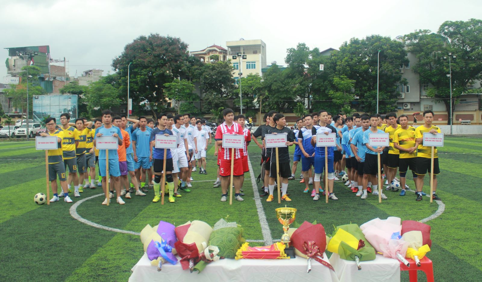 Đoàn Thanh niên tổ chức thành công Giải bóng đá giao hữu năm 2017