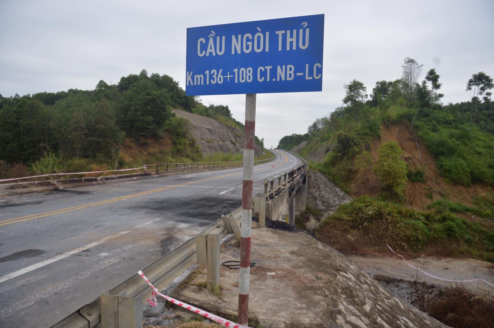 cầu Ngòi Thủ