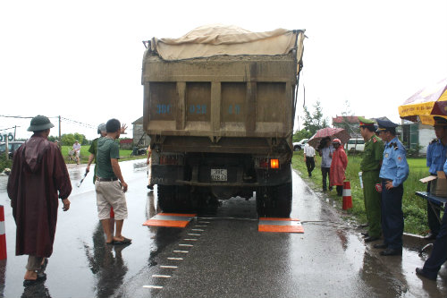 Tổng cục Đường bộ Việt Nam triển khai quyết liệt kiểm soát tải trọng xe trên đường bộ