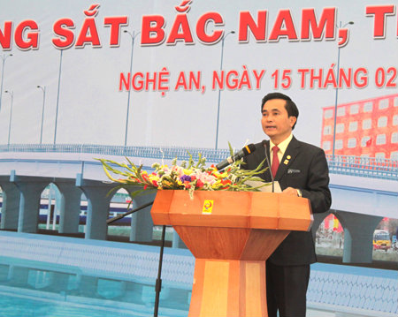 Ông Lê Ngọc Hoa - TGĐ Cienco 4 cam kết sẽ hoàn thành dự án trước tết Nguyên Đán 2015.