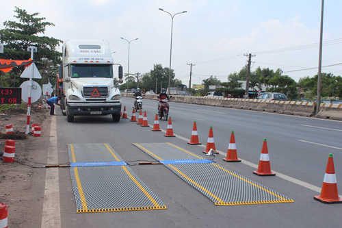 Tiếp tục thực hiện quyết liệt, mạnh mẽ hơn nữa công tác kiểm soát tải trọng phương tiện