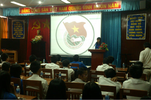 Tổng kết công tác đàon hội, phong trào thành niên năm học 2013 – 2014 và phổ biến kiến thức về văn hóa an toàn hàng không tại Học viện HKVN 